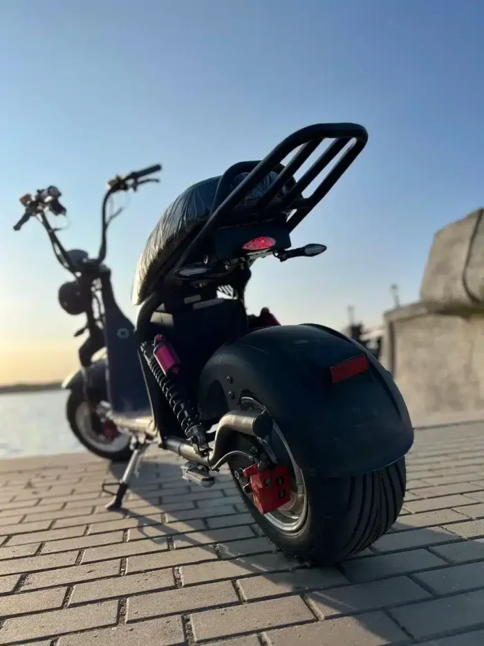 Электроскутер GT M5 PRO — изображение 3