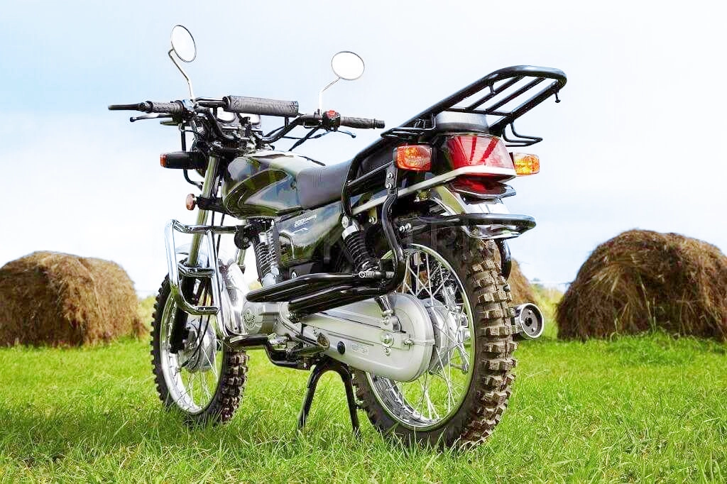 Мопед в поле